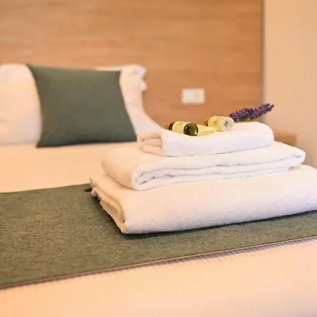 Private & Pool Porto Potenza Picena