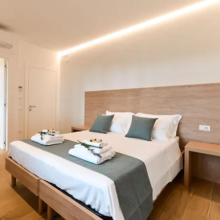 Private & Pool Porto Potenza Picena