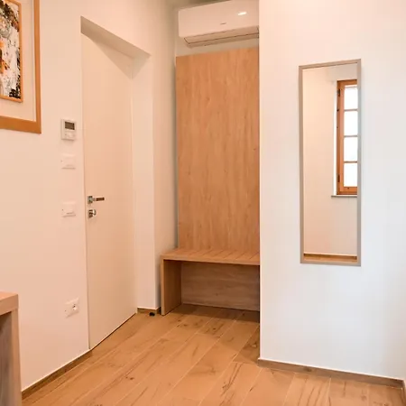 Private & Pool Villa