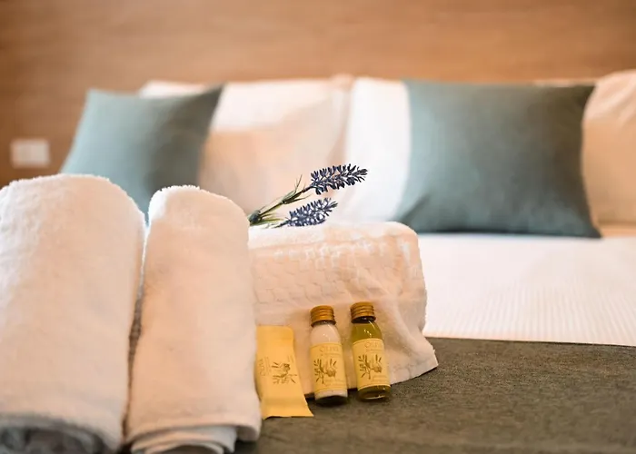 Private & Pool Porto Potenza Picena