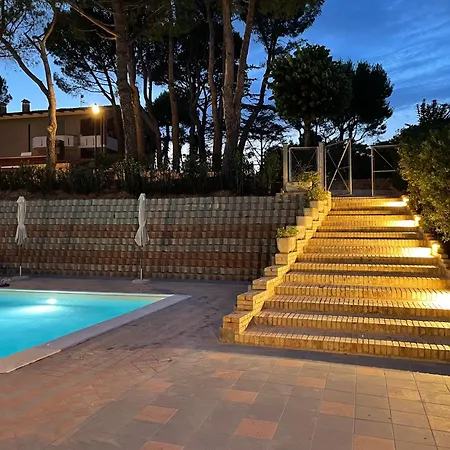 Lucilla - Private Pool *